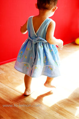 雋妍來拍照，這張是雋妍正在跑的可愛紀錄！