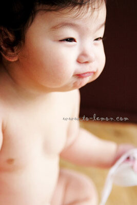 個月大的Isabelle來拍照，這張是Isabelle超有戲的獨照！