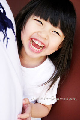 甜美的Alyssa來拍照，這張是Alyssa笑得超開心的個人照！