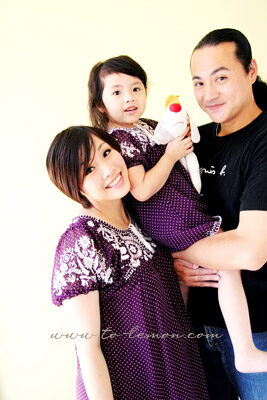 這是姮語一家第二次來拍照了，這張是一家三口二寶出生前的全家福！