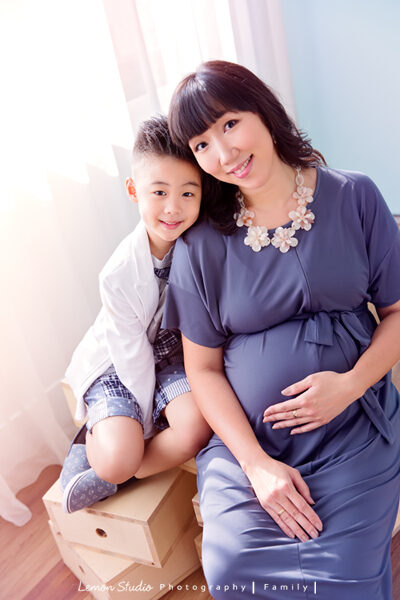 Micaiah & Eden來拍家庭攝影,這張是媽麻和哥哥!