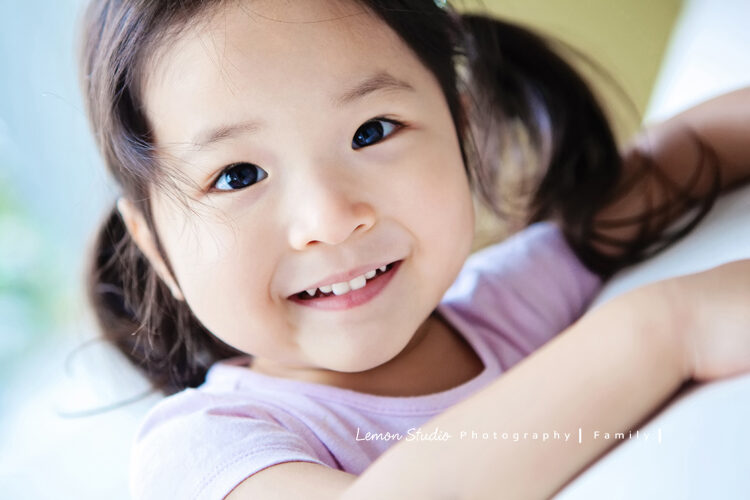 野村師傅一家來拍家庭攝影,這是可愛的姊姊的個人特寫!