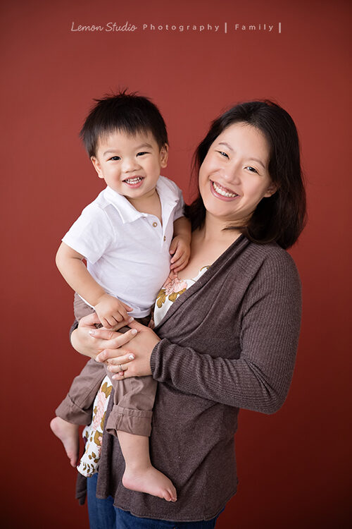 Linden一家來拍家庭攝影，這張是Linden與媽麻的合照！