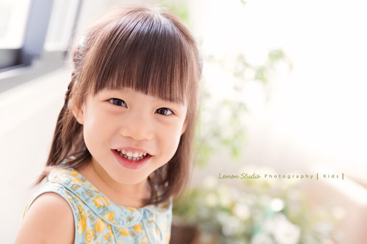 亮媗&亮媜一家來拍照,姊姊亮媗獨照