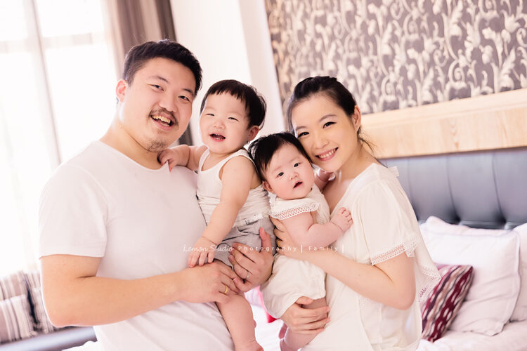 David爸拔一家第二次來拍照，這張是一家四口美麗溫馨的合照！