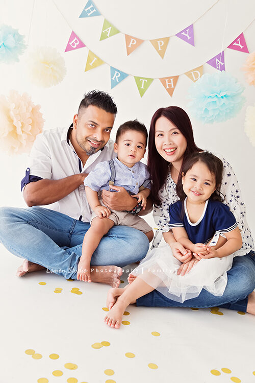 Emil&Jenny一家第二次來拍照，這張是一家四口美好的全家福！