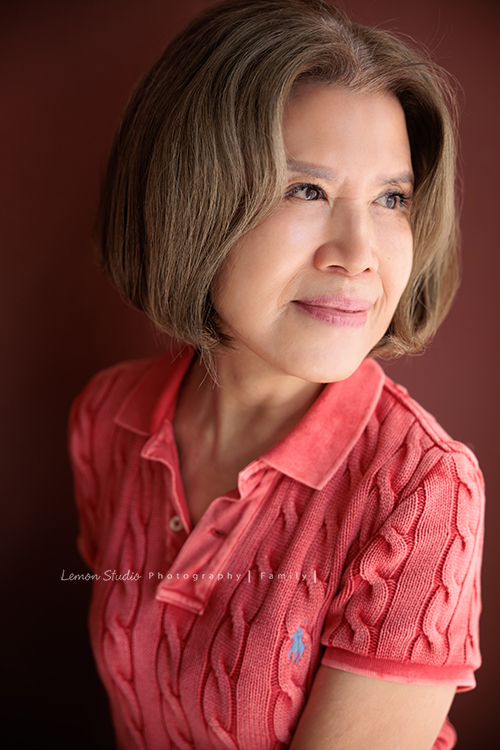 Sherry媽麻一家從英國回台時，來拍了第三次的家庭攝影，這張是美麗的阿嬤的個人寫真！阿嬤好優雅啊！